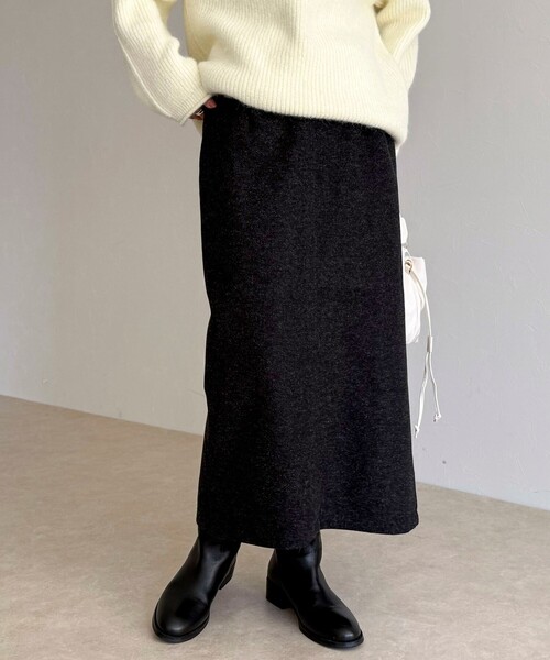 fredy emue(フレディエミュ)の「ソフトニットメルトンスカート(スカート・レディース・オフホワイト/チャコールグレー・36/38)」の1枚目の写真