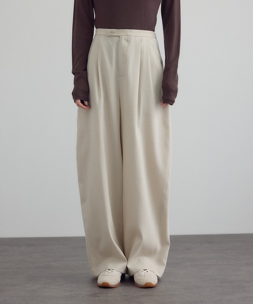 SALON adam et rope'(サロン アダム エ ロペ)の「トレビラツイルカービーパンツ(その他パンツ・レディース・ベージュ/ブラック・M/S)」の9枚目の写真