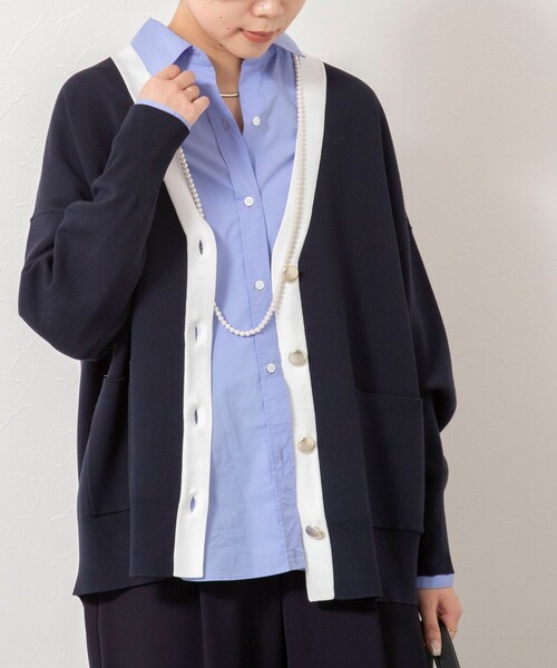 NOLLEY’S Sophi（ノーリーズソフィ）の「【一部WEB限定カラー】《手洗い可能》スムース編みVネックカーディガン（カーディガン/ボレロ・レディース・ミント/サックスブルー/ダークネイビー/クリーム・38）」の4枚目の写真