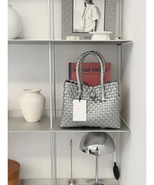 ORTICA（オルティカ）の「[Handmade] Pasar Bag -Silver Grey XS（トートバッグ・レディース・その他・FREE）」の3枚目の写真