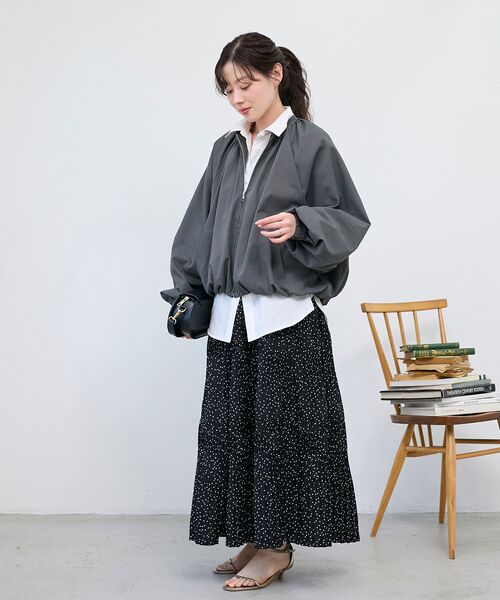 le.coeur blanc（ルクールブラン）の「《WEB限定アイテム》バルーンデザインノーカラーブルゾン（ブルゾン・レディース・チャコールグレー/カーキオリーブ/ベージュ・38）」の11枚目の写真