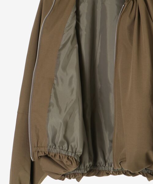 le.coeur blanc（ルクールブラン）の「《WEB限定アイテム》バルーンデザインノーカラーブルゾン（ブルゾン・レディース・チャコールグレー/カーキオリーブ/ベージュ・38）」の18枚目の写真