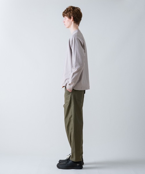 rehacer(レアセル)の「rehacer : Aged Cotton Flower Hem L/S CS / エイジド コットン フラワーヘム ロングスリーブカットソー(Tシャツ/カットソー・メンズ・ブルー/ベージュ/ブラック/ホワイト・LARGE/MEDIUM/SMALL/X-LARGE)」の6枚目の写真