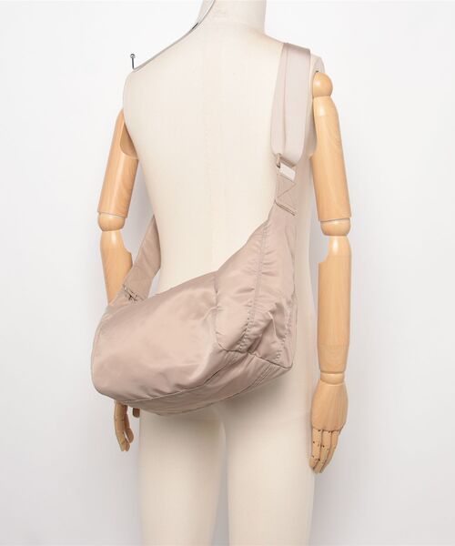 GUESS JEANS Big Crossbody ボディバッグ ウエストポーチ | GUESS(ゲス