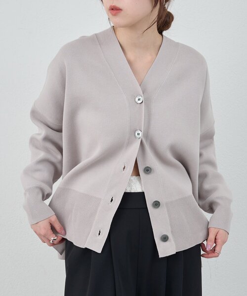 SHENERY（シーナリー）の「コットンスムースカーディガン（カーディガン/ボレロ・レディース・ライトベージュ/オフホワイト/ブルー・FREE）」の3枚目の写真