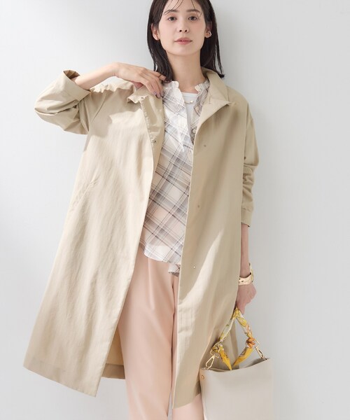 INDIVI（インディヴィ）の「【撥水／軽量】ミニマル スタンドカラーコート（その他アウター・レディース・ブラック/ベージュ/スモーキーグリーン系・40/38/36/15 /13/05/19）」の13枚目の写真