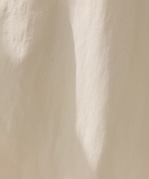 INDIVI（インディヴィ）の「【撥水／軽量】ミニマル スタンドカラーコート（その他アウター・レディース・ブラック/ベージュ/スモーキーグリーン系・40/38/36/15 /13/05/19）」の16枚目の写真