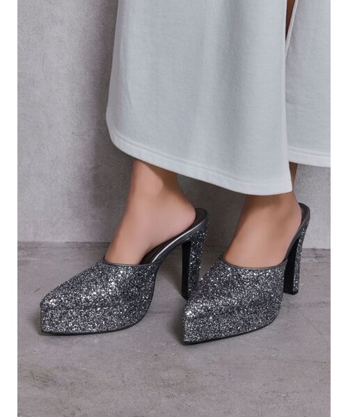 GYDA(ジェイダ)の「GLITTERミュール(パンプス・レディース・グレー/ピンク・LARGE/MEDIUM/SMALL)」の10枚目の写真