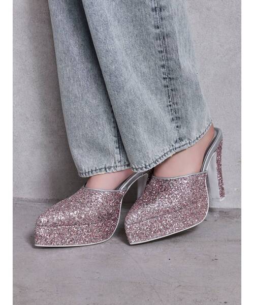GYDA(ジェイダ)の「GLITTERミュール(パンプス・レディース・グレー/ピンク・LARGE/MEDIUM/SMALL)」の7枚目の写真