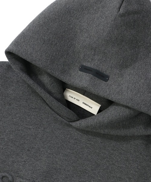 FOG ESSENTIALS(エフオージーエッセンシャルズ)の「ESSENTIALS Classic Hoodie エッセンシャルズ(パーカー・メンズ・グレー系その他・X-LARGE/LARGE/MEDIUM/SMALL)」の3枚目の写真