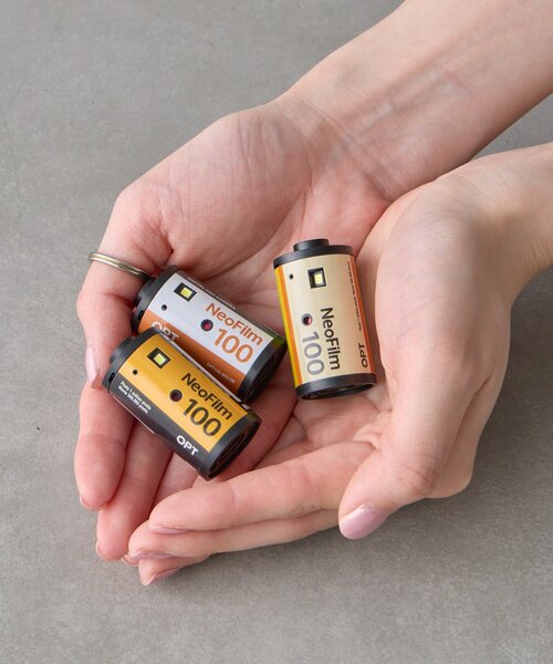 BIRTHDAY BAR(バースデイバー)の「Opt! Neo Film100 フィルム型デジタルカメラ(カメラ/カメラグッズ・レディース・ホワイト/ベージュ/ブラック・0)」の9枚目の写真