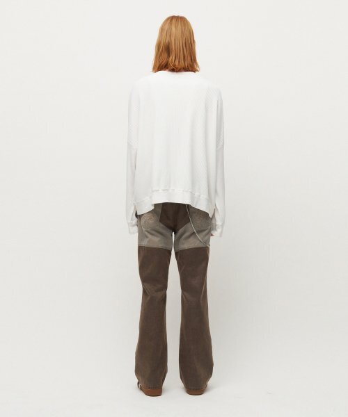 FROM ARLES(フロムアルル)の「クラシックフィット80Sヴィンテージロングスリーブ / USネイビー(Tシャツ/カットソー・メンズ・ホワイト・L/M)」の3枚目の写真