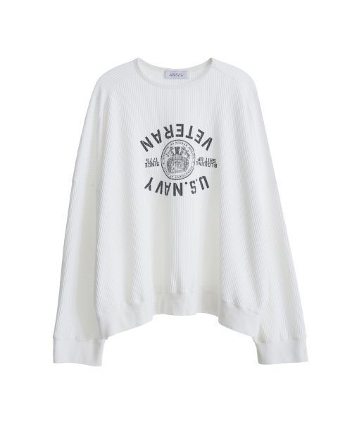 FROM ARLES(フロムアルル)の「クラシックフィット80Sヴィンテージロングスリーブ / USネイビー(Tシャツ/カットソー・メンズ・ホワイト・L/M)」の4枚目の写真