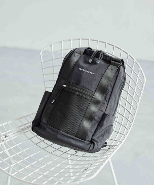 studio CLIP（スタディオクリップ）の「からだよろこぶ2WAYリュック（バックパック/リュック・レディース・チャコール/ブラック・FREE）」の2枚目の写真