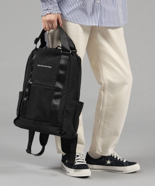 studio CLIP（スタディオクリップ）の「からだよろこぶ2WAYリュック（バックパック/リュック・レディース・チャコール/ブラック・FREE）」の3枚目の写真