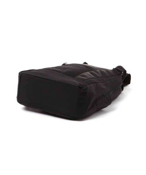 studio CLIP（スタディオクリップ）の「からだよろこぶ2WAYリュック（バックパック/リュック・レディース・チャコール/ブラック・FREE）」の8枚目の写真