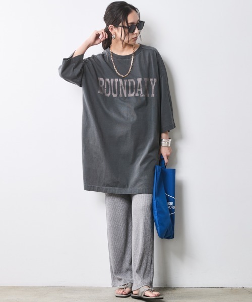 CHIC STYLE(シックスタイル)の「綿100%ロゴプリントチュニックTシャツ<大きいサイズ有>シックスタイル(その他トップス・レディース・チャコール/モカ・5L/4L/3L/LL/L/M)」の15枚目の写真