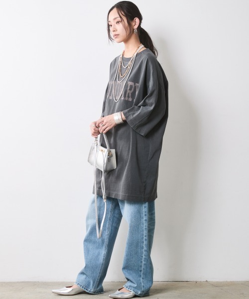 CHIC STYLE(シックスタイル)の「綿100%ロゴプリントチュニックTシャツ<大きいサイズ有>シックスタイル(その他トップス・レディース・チャコール/モカ・5L/4L/3L/LL/L/M)」の7枚目の写真