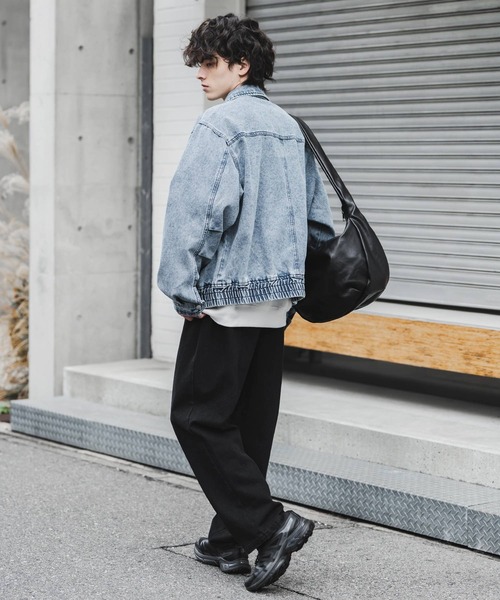 Rocky Monroe（ロッキーモンロー）の「ヴィンテージライク オーバーサイズデニムブルゾン（デニムジャケット・メンズ・ブラック/ワンウォッシュ/ライトブラック/ケミカルウォッシュ/インディゴブルー・M/L/XL）」の11枚目の写真
