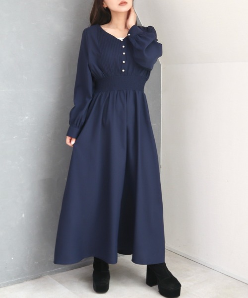 CECIL McBEE(セシルマクビー)の「胸元プリーツワンピース(ワンピース・レディース・ネイビー/ライトグレー・MEDIUM)」の2枚目の写真
