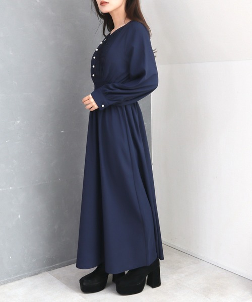 CECIL McBEE(セシルマクビー)の「胸元プリーツワンピース(ワンピース・レディース・ネイビー/ライトグレー・MEDIUM)」の10枚目の写真