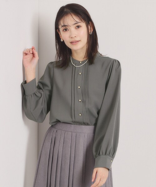ITS'DEMO(イッツデモ)の「【入卒/手洗い可】フロントピンタックブラウス(シャツ/ブラウス・レディース・チャコールグレー/アイボリー/ナチュラル・00)」の8枚目の写真