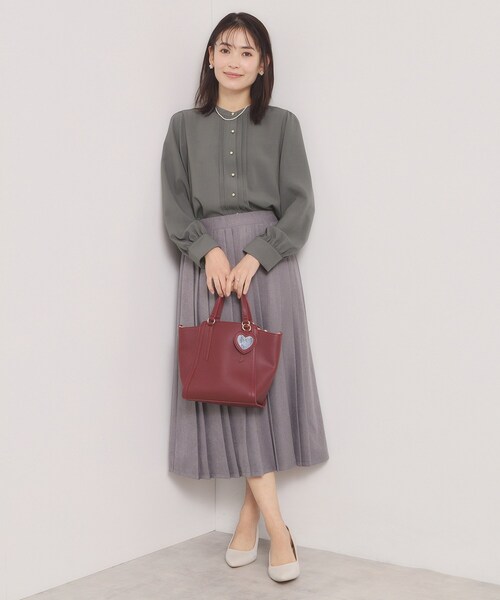 ITS'DEMO(イッツデモ)の「【入卒/手洗い可】フロントピンタックブラウス(シャツ/ブラウス・レディース・チャコールグレー/アイボリー/ナチュラル・00)」の9枚目の写真