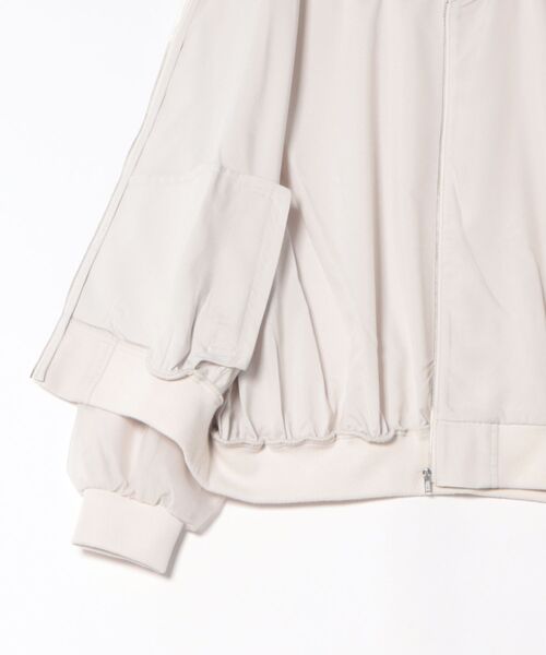 Honeys（ハニーズ）の「シアー重ねブルゾン（ブルゾン・レディース・グレイッシュベージュ/グレイッシュブルー/ブラック/ピンク系・M/LL/L/3L/S）」の5枚目の写真