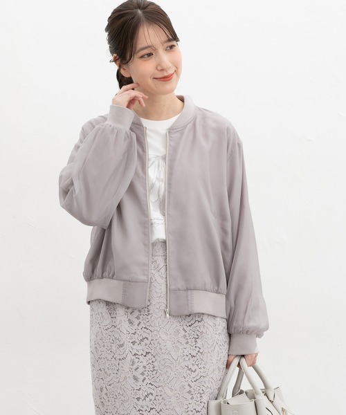 Honeys（ハニーズ）の「シアー重ねブルゾン（ブルゾン・レディース・グレイッシュベージュ/グレイッシュブルー/ブラック/ピンク系・M/LL/L/3L/S）」の4枚目の写真