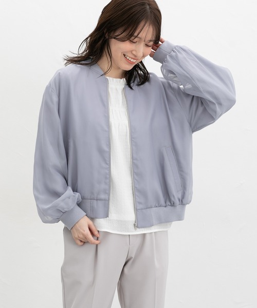 Honeys（ハニーズ）の「シアー重ねブルゾン（ブルゾン・レディース・グレイッシュベージュ/グレイッシュブルー/ブラック/ピンク系・M/LL/L/3L/S）」の3枚目の写真