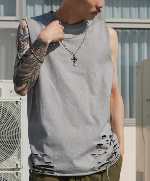 Theater code（シアターコード）の「Chain Design Distressed Wash Tank Top / チェーンデザイン ウォッシュ加工 ダメージタンクトップ 2026年春夏（タンクトップ・メンズ・ブラック/グレー・M/L）」の2枚目の写真