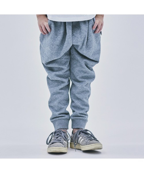 Smoothy（スムージー）の「SMOOTHY Sweat pants / スムージー スウェットパンツ（スウェットパンツ・キッズ・ヘザーグレー/ブラック・130/140/150/160）」の2枚目の写真