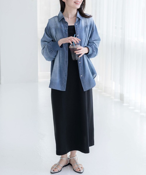 BELLUNA PLUS(ベルーナ)の「柔らかシアーデニムシャツ(シャツ/ブラウス・レディース・サックスブルー/ブルー・LARGE/MEDIUM/X-LARGE)」の19枚目の写真