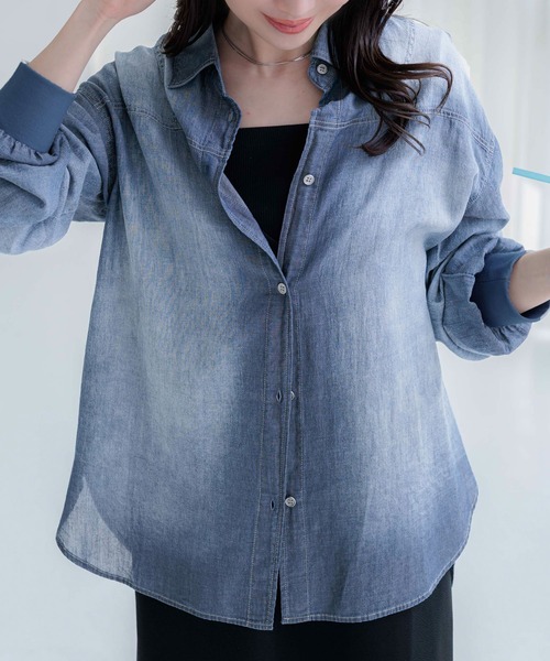 BELLUNA PLUS(ベルーナ)の「柔らかシアーデニムシャツ(シャツ/ブラウス・レディース・サックスブルー/ブルー・LARGE/MEDIUM/X-LARGE)」の14枚目の写真