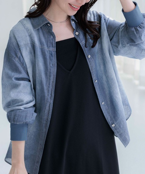 BELLUNA PLUS(ベルーナ)の「柔らかシアーデニムシャツ(シャツ/ブラウス・レディース・サックスブルー/ブルー・LARGE/MEDIUM/X-LARGE)」の18枚目の写真