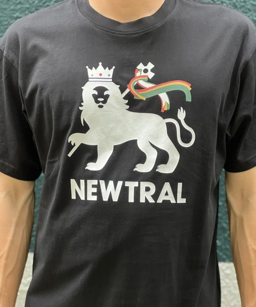 NEWTRAL(ニュートラル)の「【NEWTRAL】Lion Logo TEE(Tシャツ/カットソー・メンズ・ブラック/ホワイト・MEDIUM/LARGE/X-LARGE)」の5枚目の写真