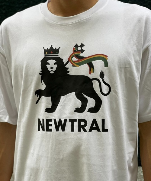 NEWTRAL(ニュートラル)の「【NEWTRAL】Lion Logo TEE(Tシャツ/カットソー・メンズ・ブラック/ホワイト・MEDIUM/LARGE/X-LARGE)」の4枚目の写真