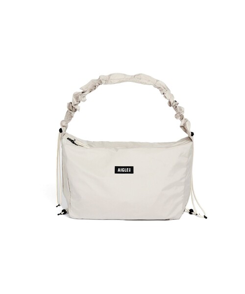 AIGLE（エーグル）の「撥水 ライト＆コンパクト ショルダーバッグ 10L（ショルダーバッグ・レディース・オレンジ/ホワイト/ダークネイビー・FREE）」の2枚目の写真
