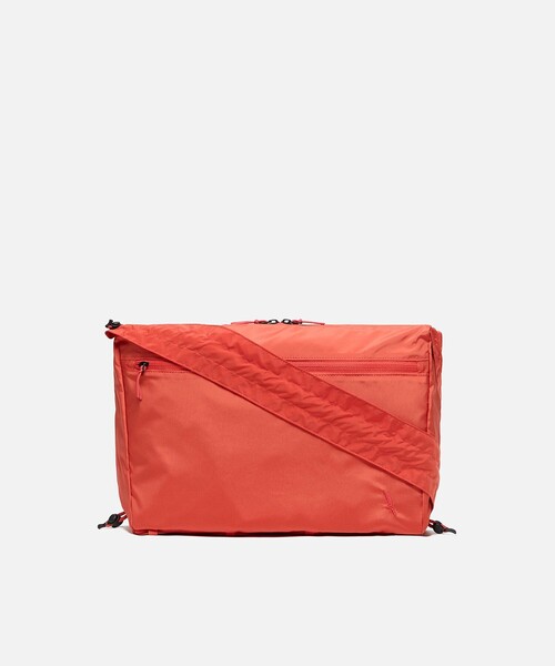 AIGLE（エーグル）の「撥水 ライト＆コンパクト ショルダーバッグ 10L（ショルダーバッグ・レディース・オレンジ/ホワイト/ダークネイビー・FREE）」の7枚目の写真