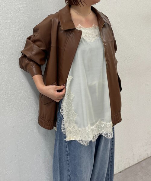 Omekashi(オメカシ)の「スリットレースキャミソール(キャミソール・レディース・ライトグレー/オフホワイト/ブラック/ベージュ・FREE)」の4枚目の写真