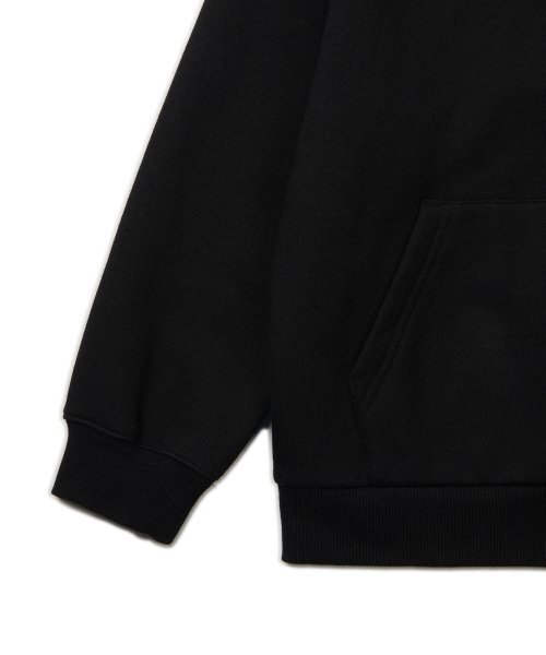 MUSINSA STANDARD KIDS（ムシンサスタンダードキッズ）の「起毛オーバーサイズフードパーカー ジップアップ [ブラック]（ブルゾン・レディース・その他・110/120/130/100/140）」の2枚目の写真