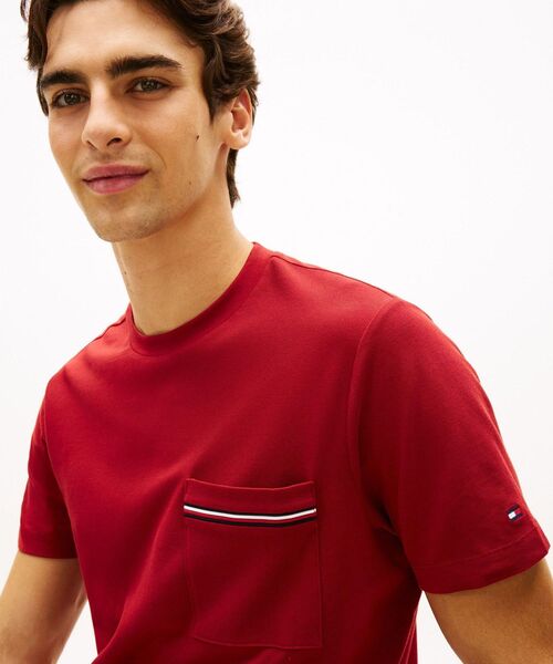 TOMMY HILFIGER(トミーヒルフィガー)の「GLOBAL STRIPE PIQUE POCKET TEE(Tシャツ/カットソー・メンズ・レッド/ホワイト/マルチ・LARGE/MEDIUM/X-LARGE/SMALL)」の9枚目の写真