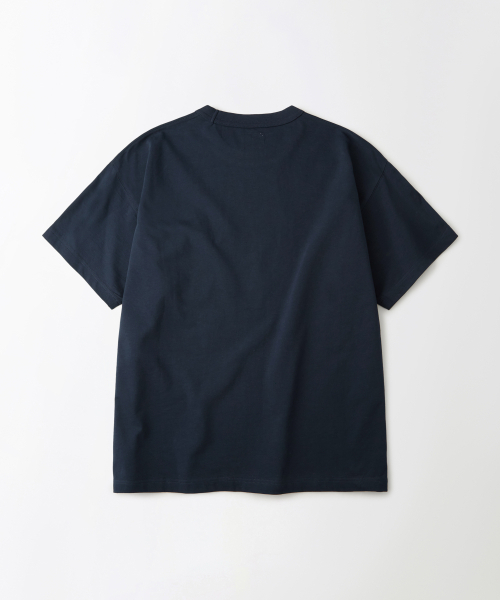OUTSTANDING(アウトスタンディング)の「MIGHTY TIGER LOGO POCKET TEE_NAVY(Tシャツ/カットソー・レディース・その他・SMALL/MEDIUM/LARGE)」の2枚目の写真
