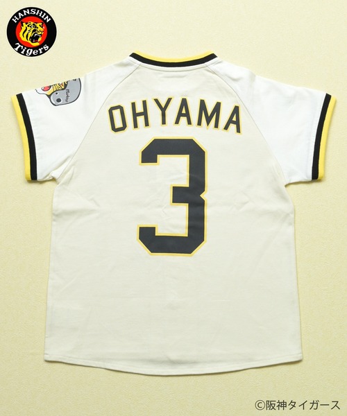 MARKEY'S（マーキーズ）の「【阪神タイガース】別注 半袖ベースボールシャツ（シャツ/ブラウス・キッズ・ホワイト系4/ホワイト系6/ホワイト系7/ホワイト系8/ホワイト系1/ホワイト系2/ホワイト系5/ホワイト系3・S/M/L）」の2枚目の写真