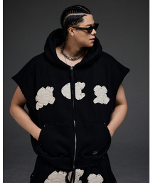 MWOONG（ムン）の「M.C.R. code stud zip-up vest HD BK（パーカー）」