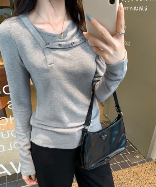 Vipoa（ヴィポア）の「button layered tee（Tシャツ/カットソー・レディース・グレー/ブラック/ホワイト・FREE）」の15枚目の写真