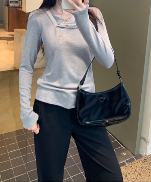 Vipoa（ヴィポア）の「button layered tee（Tシャツ/カットソー・レディース・グレー/ブラック/ホワイト・FREE）」の17枚目の写真
