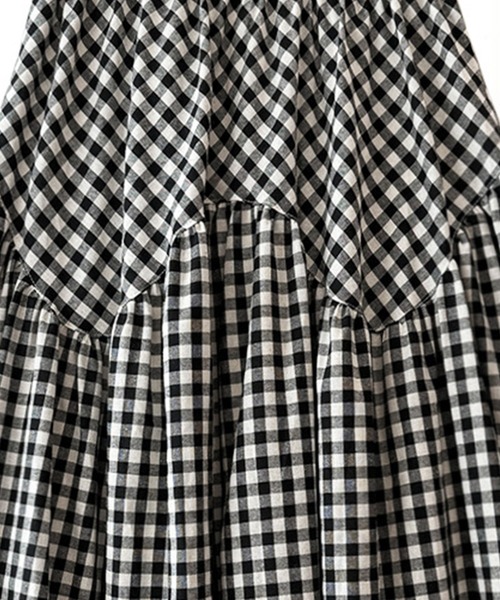 DAY CLOSET(デイ クローゼット)の「【シルエに変化を付けるラウンド切り替え】リネンライク ギンガムチェック柄 Aライン フレア スカート レディース(スカート・レディース・ブラック・FREE)」の4枚目の写真