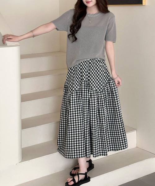 DAY CLOSET(デイ クローゼット)の「【シルエに変化を付けるラウンド切り替え】リネンライク ギンガムチェック柄 Aライン フレア スカート レディース(スカート・レディース・ブラック・FREE)」の10枚目の写真
