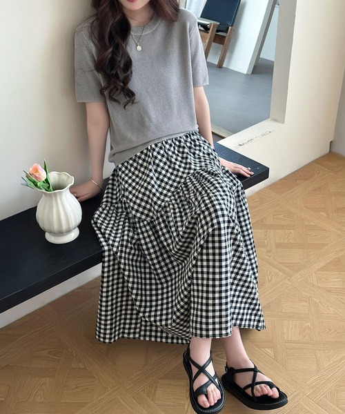 DAY CLOSET(デイ クローゼット)の「【シルエに変化を付けるラウンド切り替え】リネンライク ギンガムチェック柄 Aライン フレア スカート レディース(スカート・レディース・ブラック・FREE)」の9枚目の写真